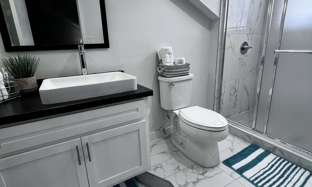 Bodden Town House | Charming 3-bedroom house in adorable Bodden Town with AC