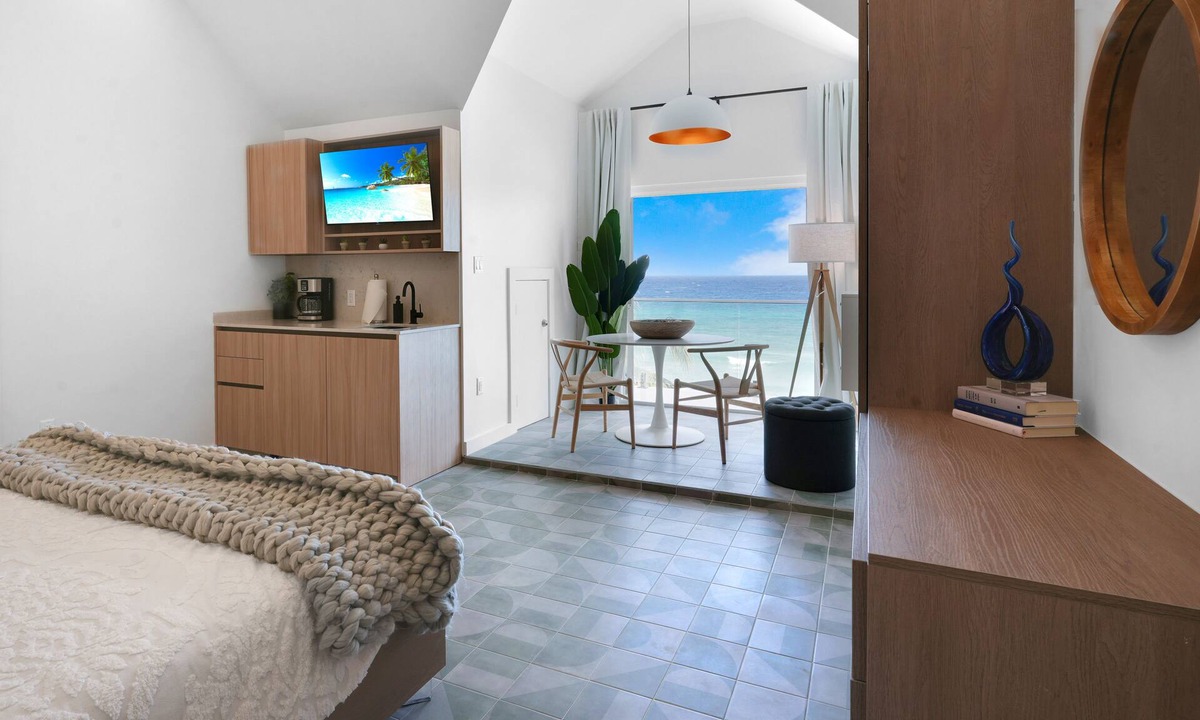 Northwest Point Resort | Cobalt Coast Resort