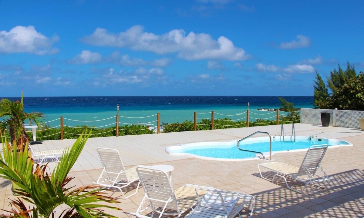 West Bay House | Oceanfront Oasis Villa with pool & cottage