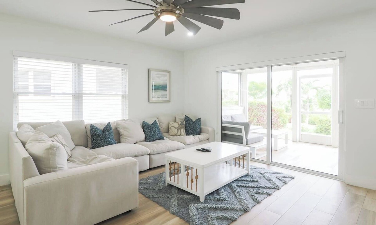 Savannah Condo | Stunning beach at newly renovated 2 bedroom condo