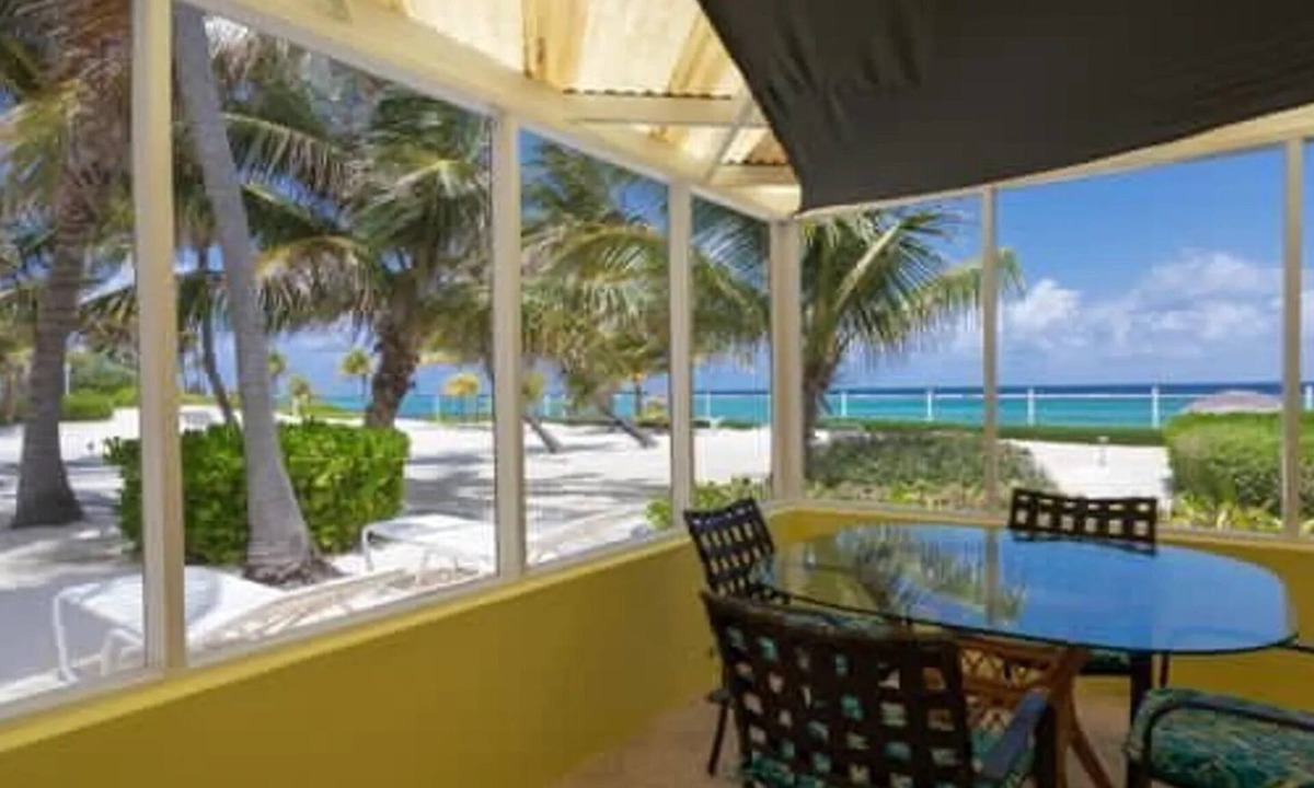 Rum Point Cottage | The Big Chill - Beach Cottage at The Sea Lodges in Cayman Kai/Rum Point