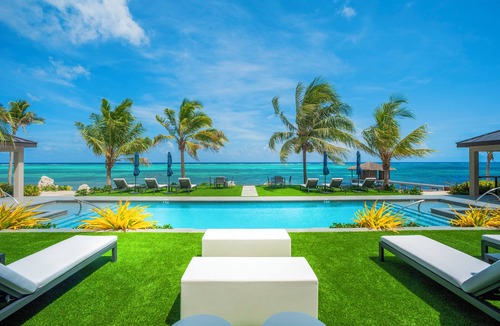 Bodden Town Condo | 2 Bedroom Luxury Oceanfront Condo