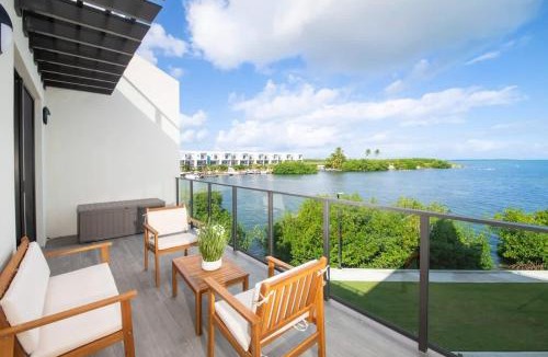Grand Harbour House | Allure #22 - Waterfront 3BR-3BA Condo with Pool