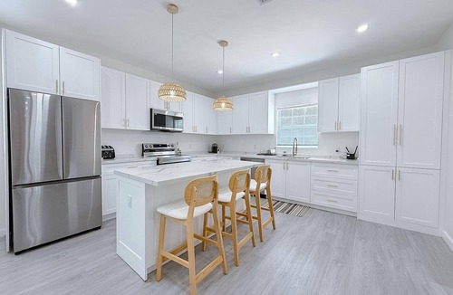 Little Cayman House | Amazing spacious 4-bedroom house in soothing Little Cayman with AC and amenities