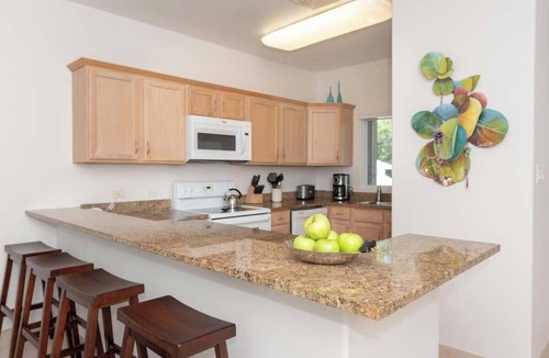 Rum Point Condo | Beachfront Crystal Kai 2BR - Pool, Kayaks & Beach