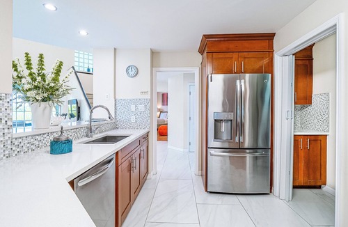 Seven Mile Beach Villa | Britannia Villa - George Town, Cayman Islands - Your Spacious Family Retreat
