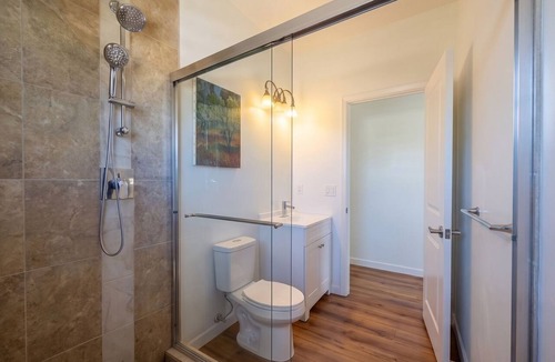 Bodden Town Bed & Breakfast | Cozy Hideaway Studio in Bodden Town