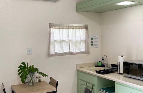Bodden Town Apartment | Cozy Studio Center of Island 15 Mins to George Town 6 Mins to Health City