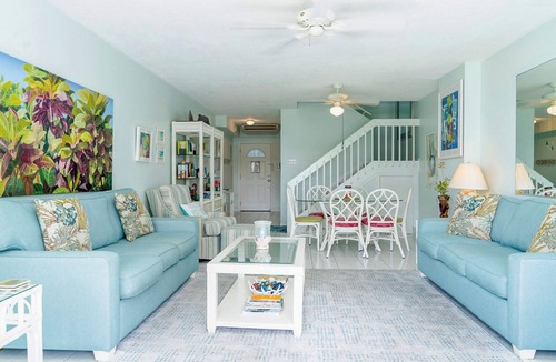 Seven Mile Beach House | Harbour Heights #28 Seven Mile Beach, Second floor 2 Bed, 2.5 Bath Townhouse