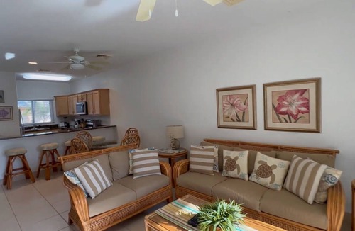 Rum Point Apartment | Kaibo Beach Front Condo - Step out to Sand