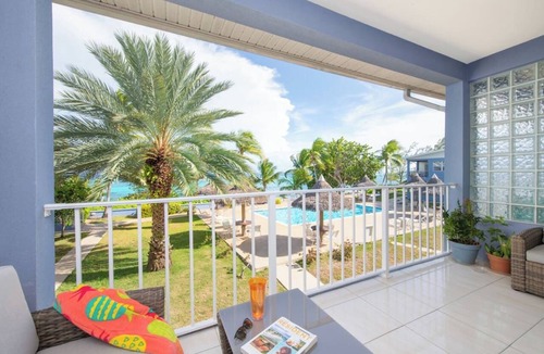 Bodden Town Apartment | Light & Bright - Two Bed with Stunning Ocean Views