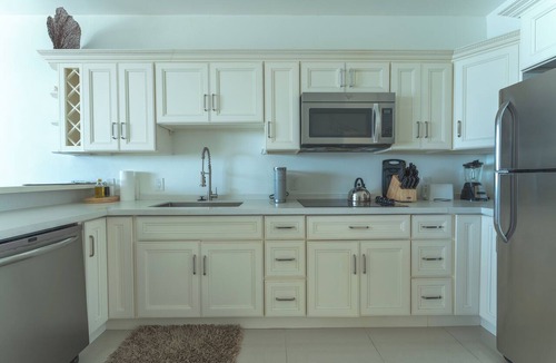 Bodden Town Condo | Lovely Beach Front Villa #2