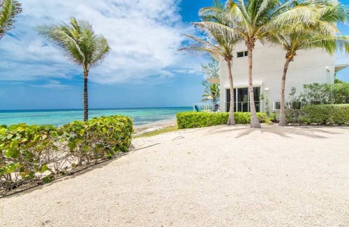 North Side House | Ocean's Edge: North Side Grand Cayman Beachfront Villa