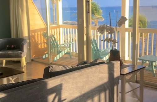 Colliers Bay Condo | Oceanfront penthouse Paradise at Morritt’s Tortuga Club 2BR/2BA sleeps 6