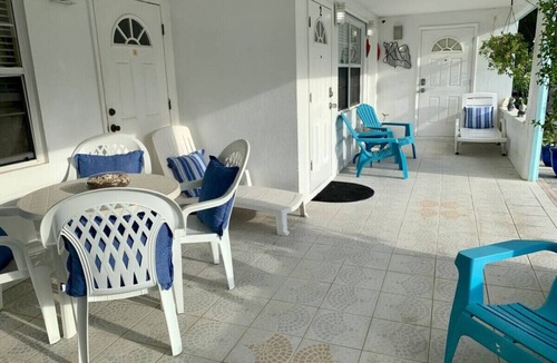 West Bay Apartment | S3 BP| Steps to Beach | Save 15% if Book Non-Refundable
