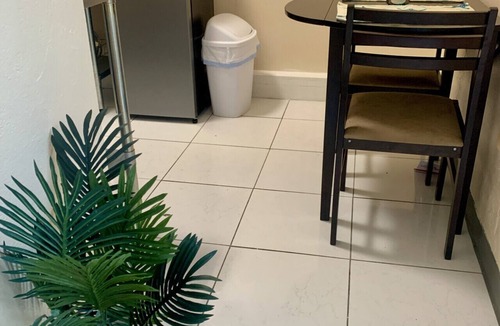 West Bay Apartment | S4 BP | Steps to Beach | Save 15% if Book Non-Refundable