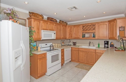 Seven Mile Beach Condo | Seven Mile Beach Sea View Sunsets steps to water Ground Floor pool at front door