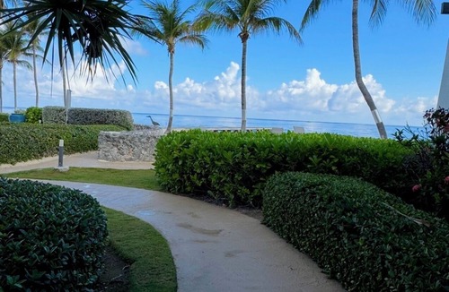 West Bay Condo | Stunning Villa Only Steps to Sand!