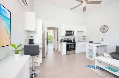 West Bay Condo | Summertime Suites #50 | 1BR West Bay Condo & Pool