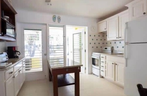 Rum Point Cottage | The Big Chill - Beach Cottage at The Sea Lodges in Cayman Kai/Rum Point