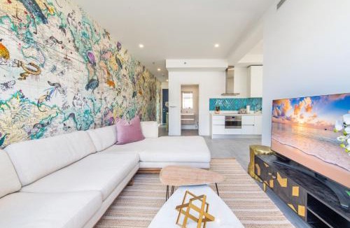 Seven Mile Beach Apartment | The Grove