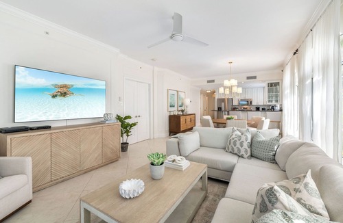 Seven Mile Beach Villa | The Meridian, Villa 7, Ocean Front, Second floor, 3BR/3B, fully equipped.