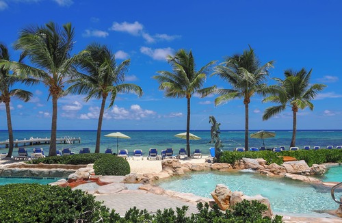 Colliers Bay Resort | The Reef Beach Resort - All Inclusive - East End, Grand Cayman