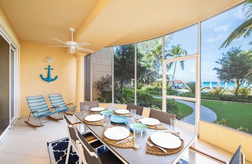 Seven Mile Beach Villa | Villa 3, Ground floor, 3 bedroom, 3 bathroom, oceanfront, fully equipped.