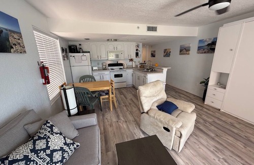 West End Condo | West End Cayman Brac Ocean front with pool at Carib Sands