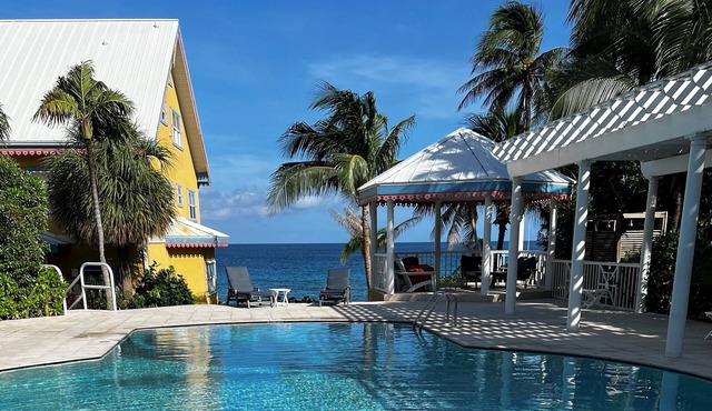 Dive, Relax & Explore 3BR Condo Near Cayman’s Best Dive Sites