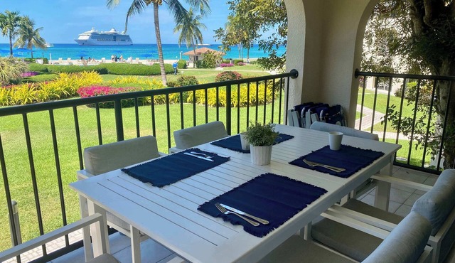 George Town Villas #208 - Oceanfront 2Bed