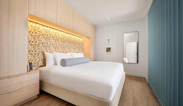 Rooftop Infinity Pool & Island Views in the Heart of George Town in George Town