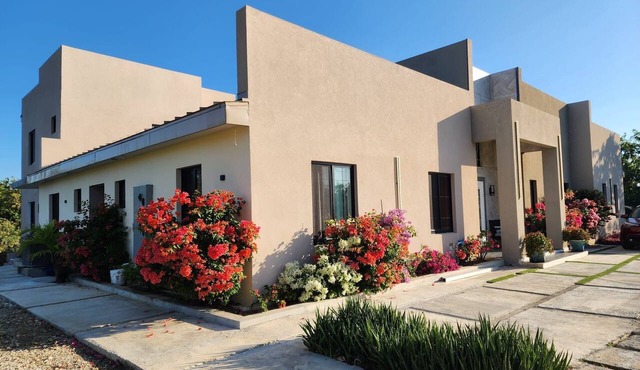 SuiteSpot at Bougain-Villa - 3 Bed, 2 Bath
