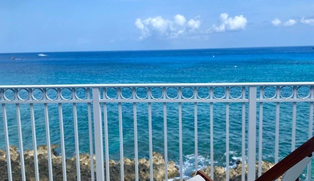 The Residence #3 | Oceanfront Condo in George Town