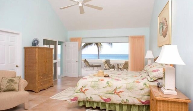 The Retreat at Rum Point Unit #28. Stunning 3BR Oceanfront Penthouse Condo