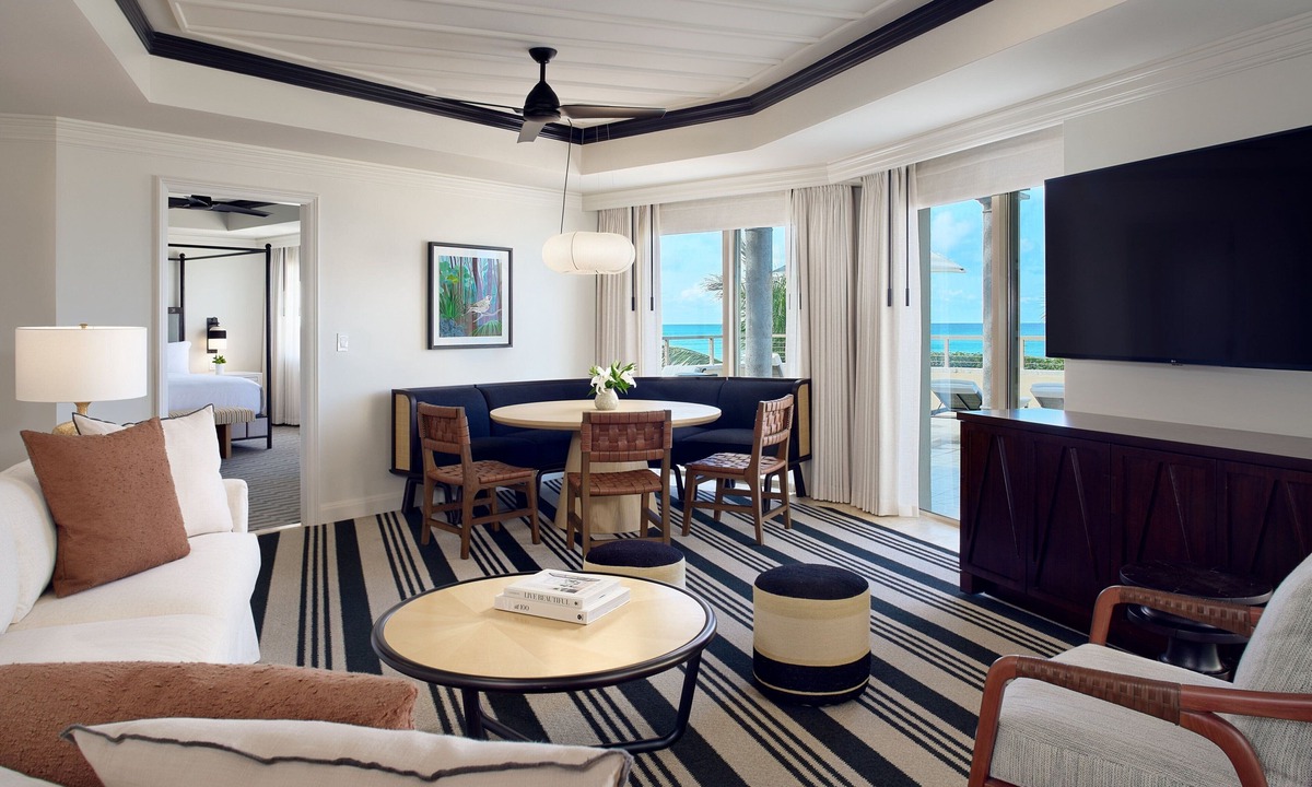 Seven Mile Beach Resort | The Ritz-Carlton, Grand Cayman