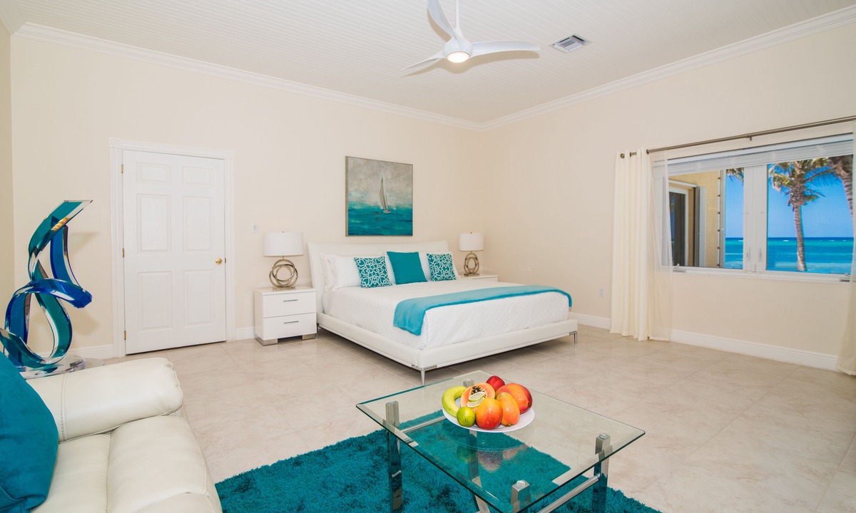 South Sound Villa | Sprat Bay Luxury Villa