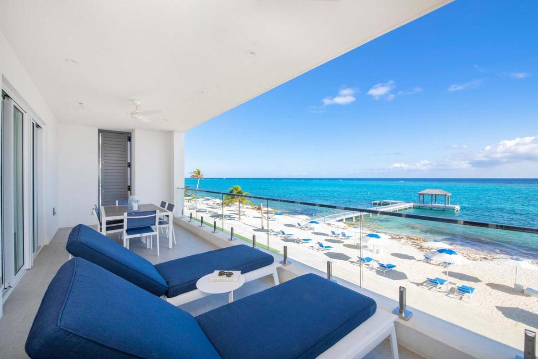 Rum Point Apartment | Rum Point Resort 206