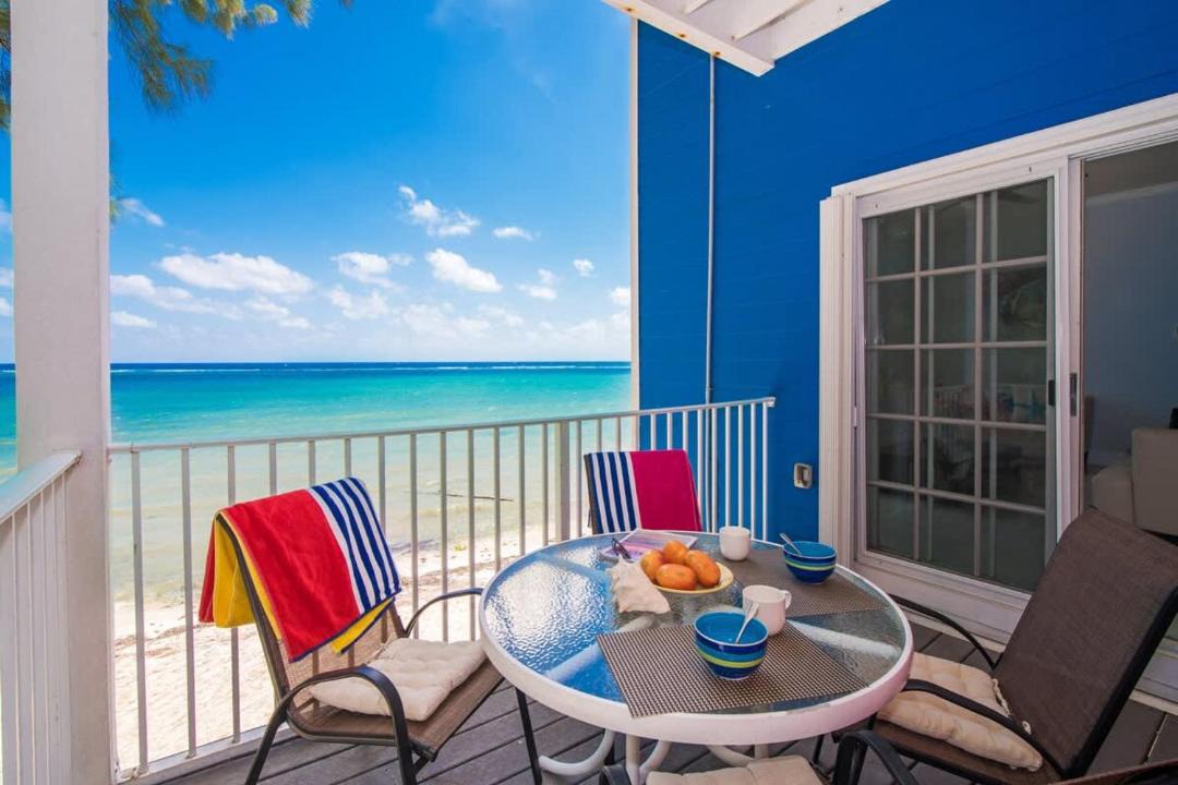 East End House | Cayman Paradise Villa #1 - 4BR Oceanfront, Pool & Quiet East End