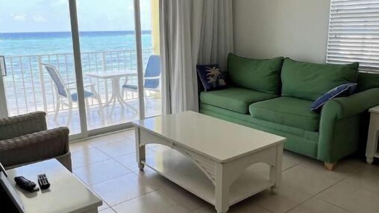 Photo of Livingroom in Colliers Bay