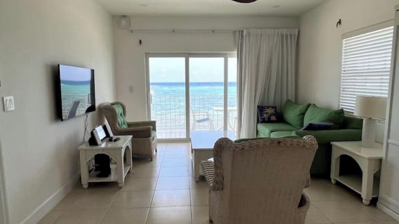 Photo of Livingroom in Colliers Bay