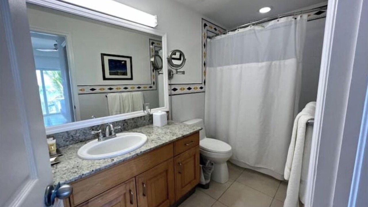 Photo of Bathroom in Colliers Bay