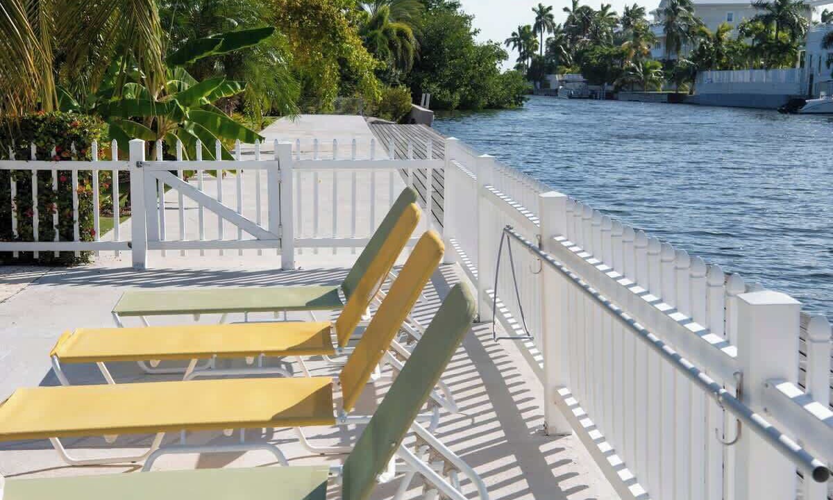 Photo of Outdoor in Seven Mile Beach