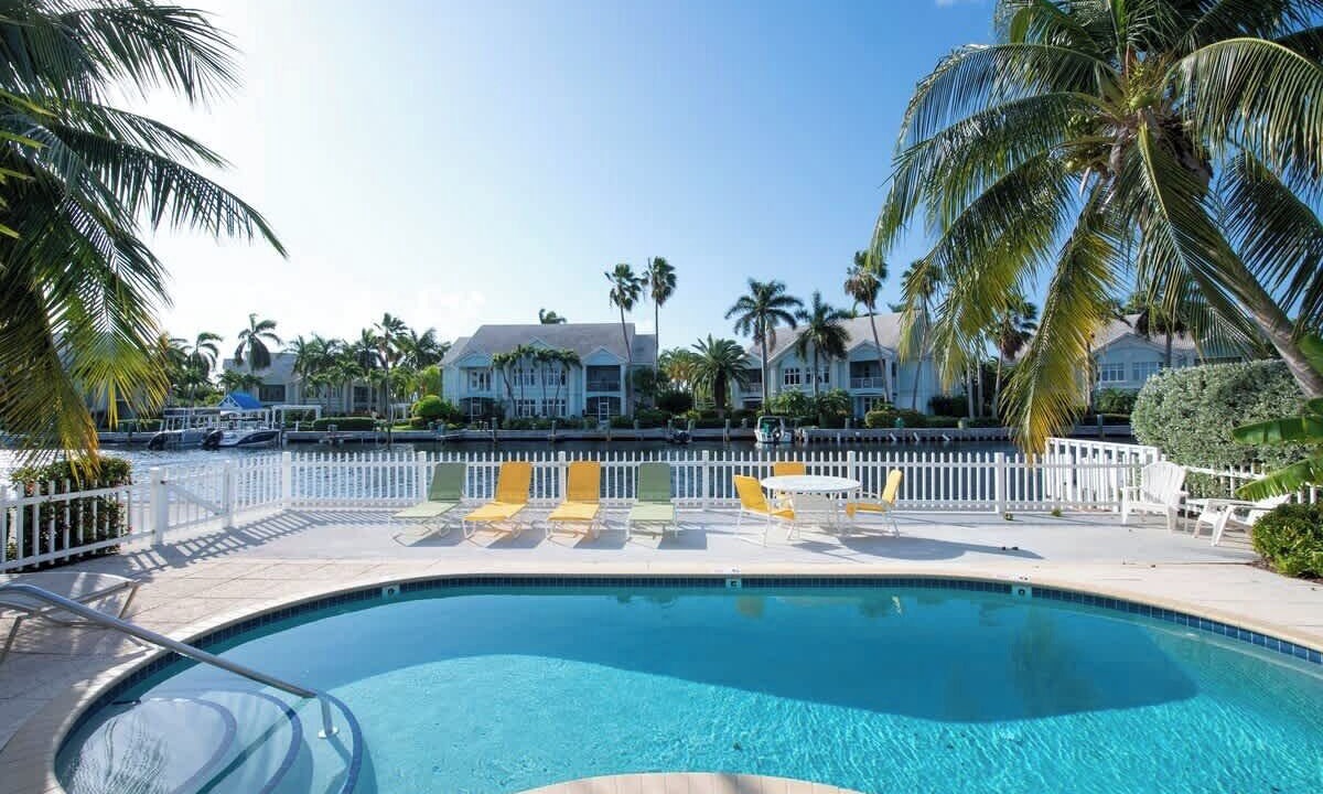 Photo of Outdoor in Seven Mile Beach
