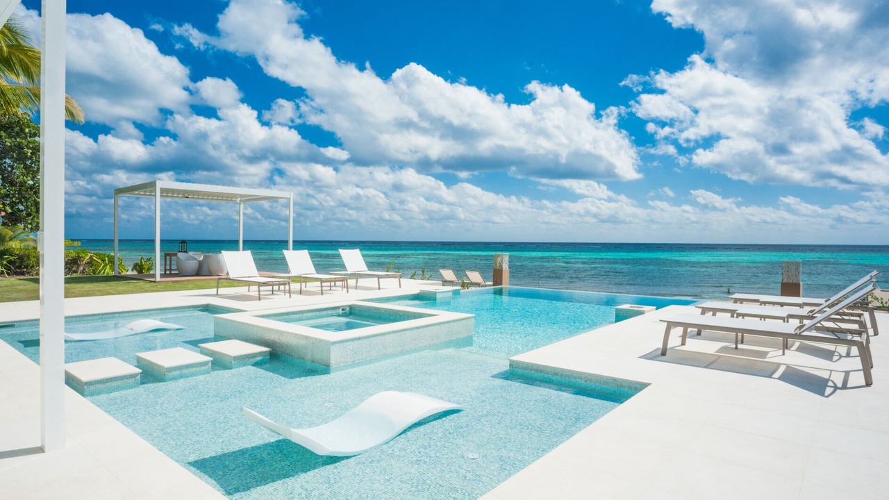 Photo of Outdoor in Bodden Town