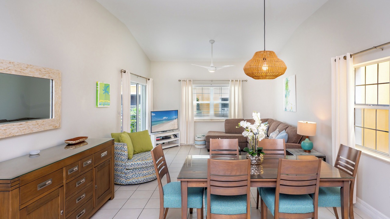 Photo of Livingroom in Seven Mile Beach