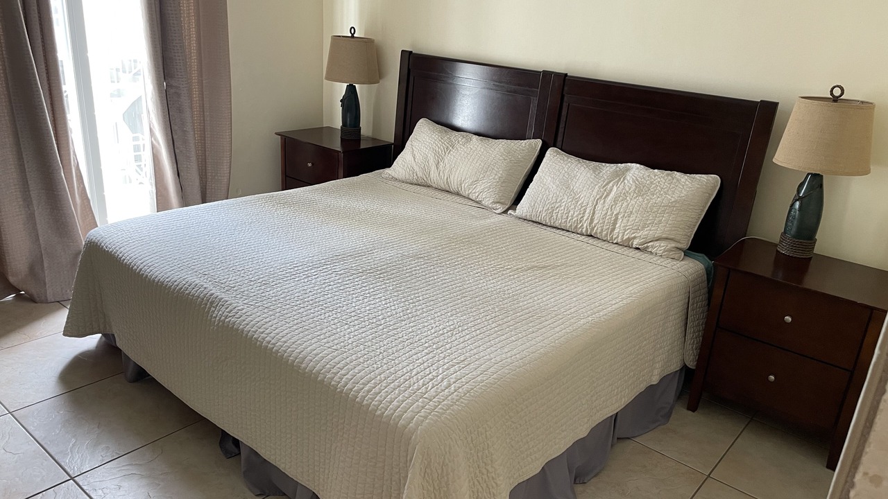 Photo of Bedroom in Seven Mile Beach