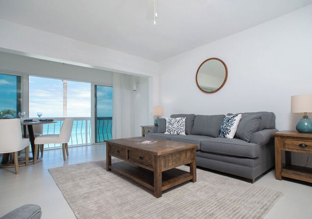 Photo of Livingroom in Seven Mile Beach
