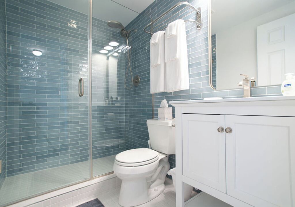 Photo of Bathroom in Seven Mile Beach