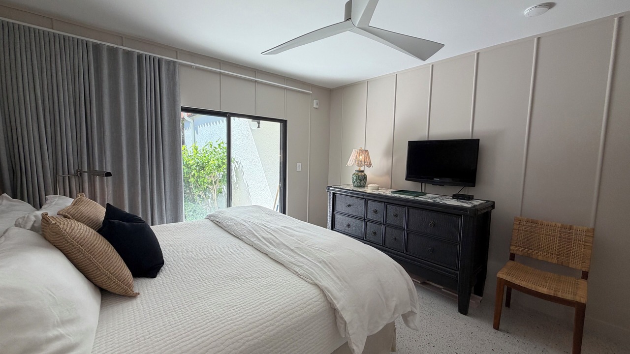 Photo of Bedroom in West Bay